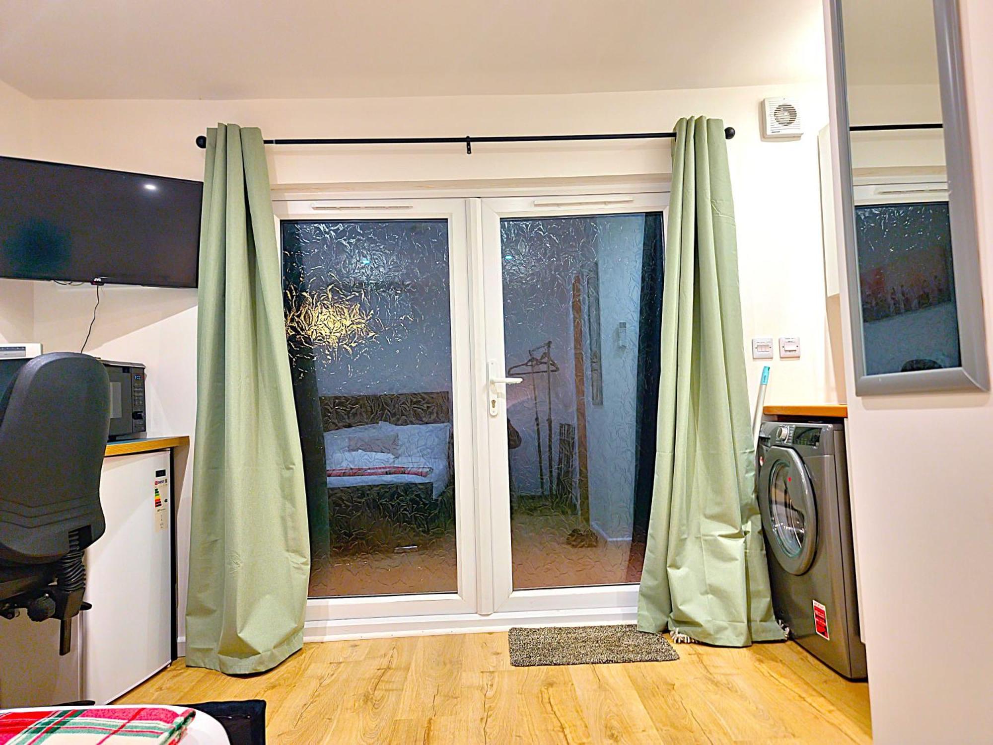 Open Plan Studio With Garden Milton  Exterior photo